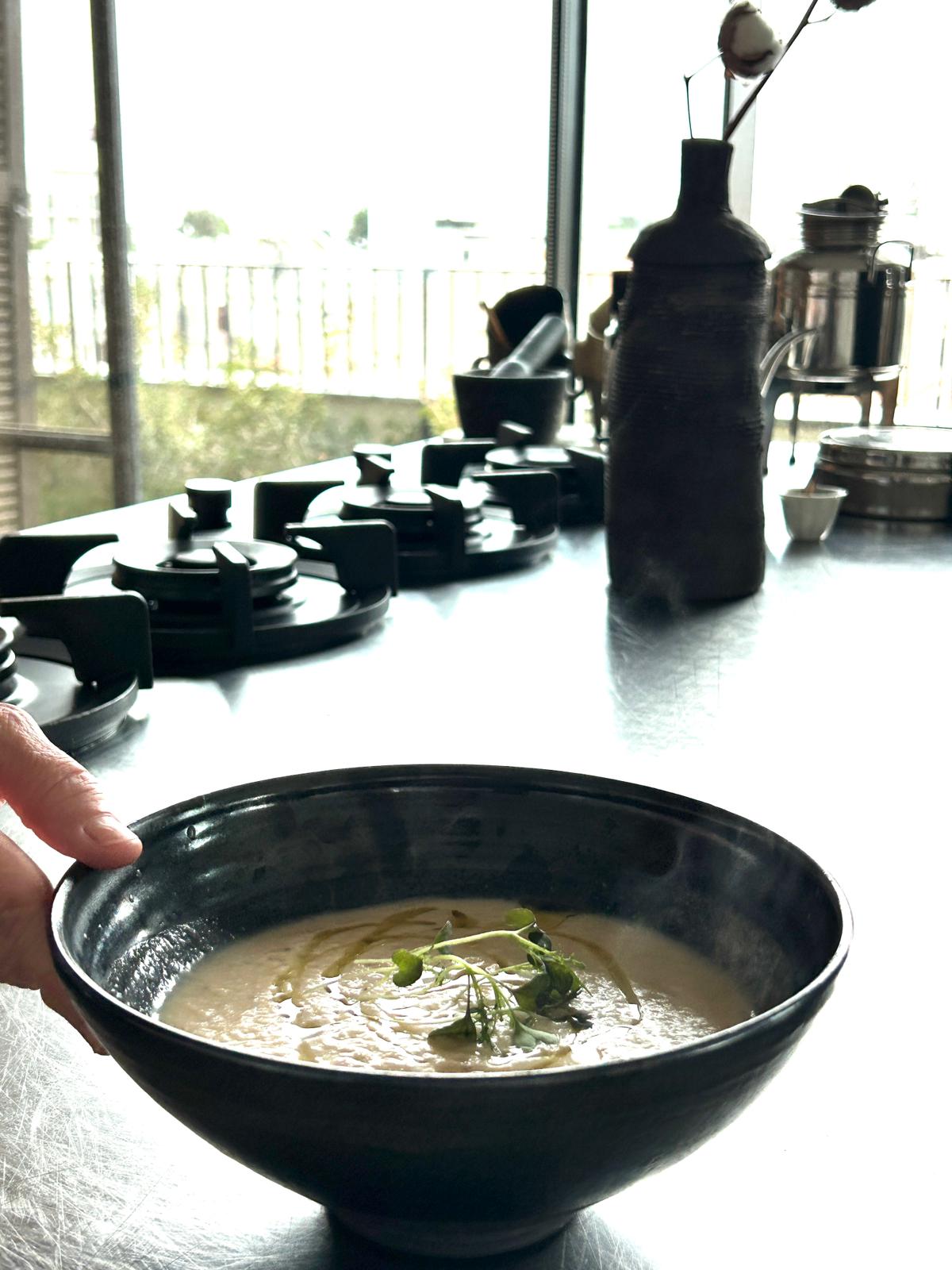 Cauliflower and Leek Soup